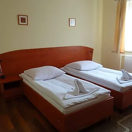 Restauracja Kinga ホテル