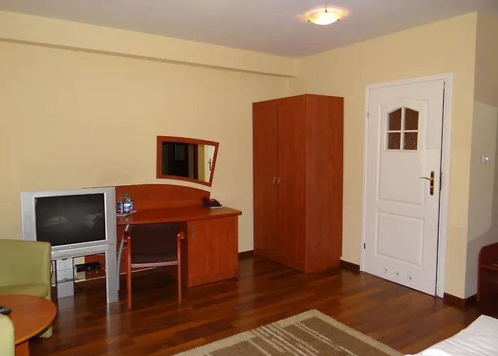 فندق Restauracja Kinga 3*