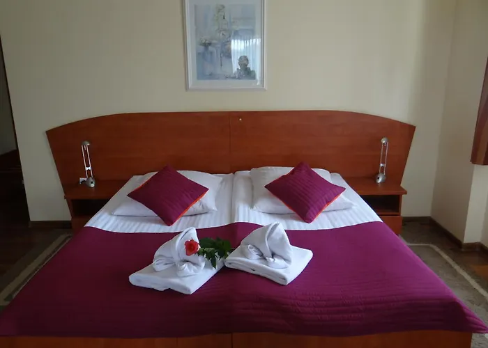 فندق Restauracja Kinga كاتوفيتسه