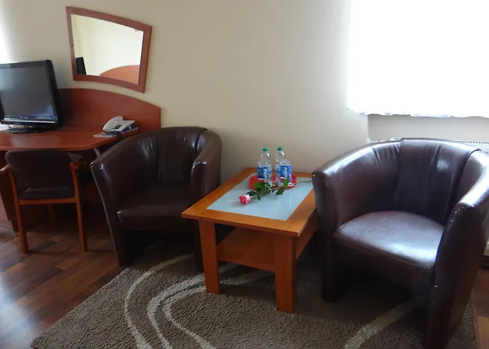 فندق Restauracja Kinga 3*